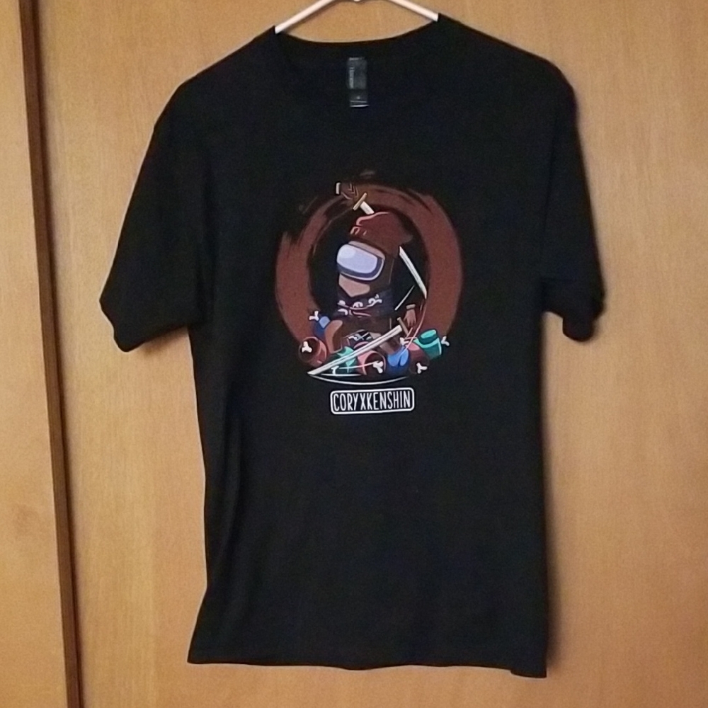 CoryxKenshin Among Us T-Shirt Size Medium